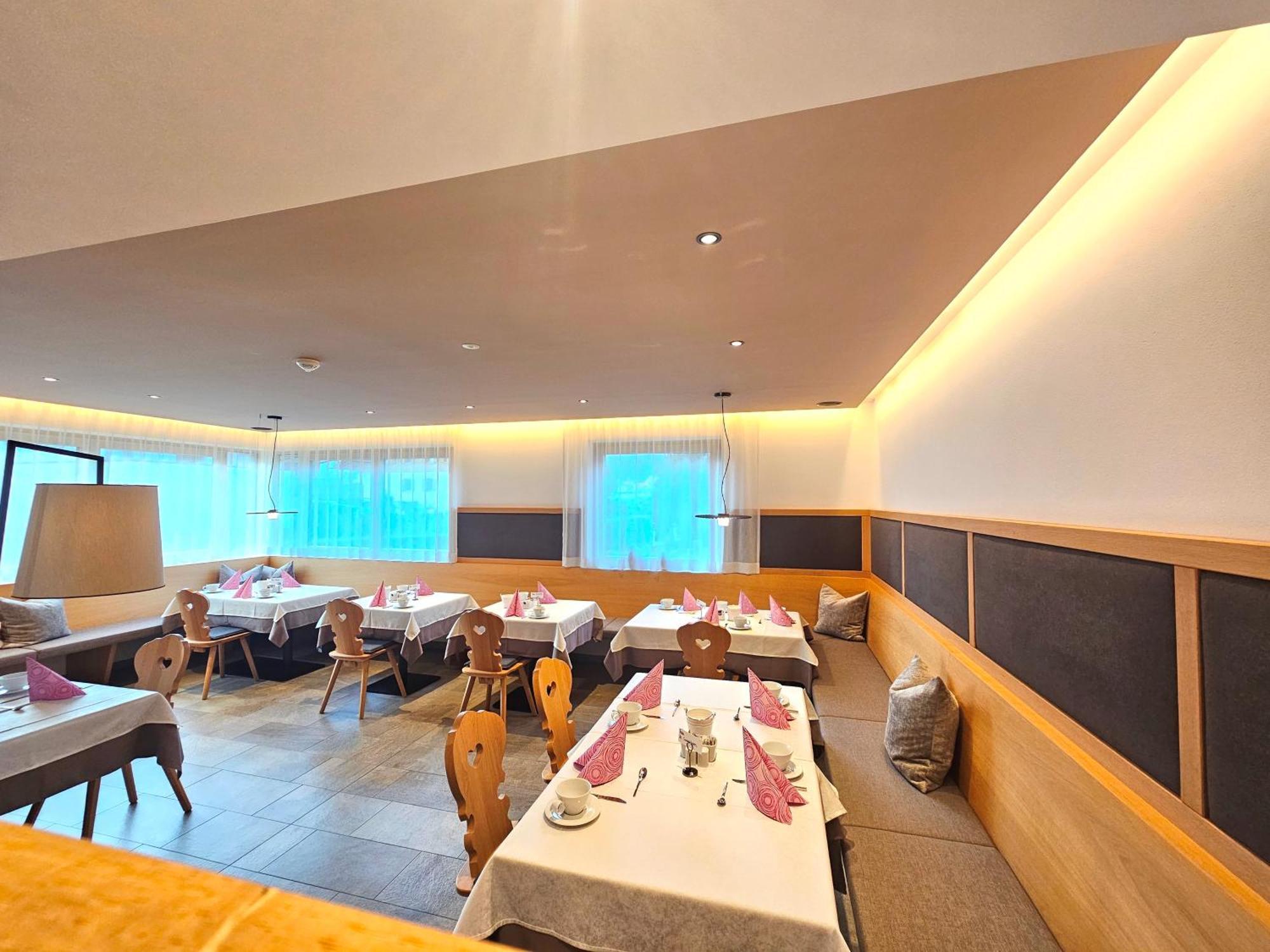 B&B Boutiquehotel Clara Μπρούνικο Εξωτερικό φωτογραφία